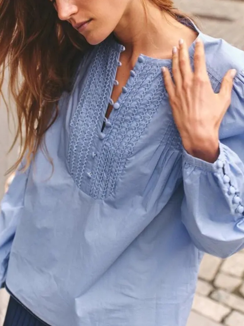 Cartolina Nantucket Blouse Luca Long Sleeve in Maya Light Blue